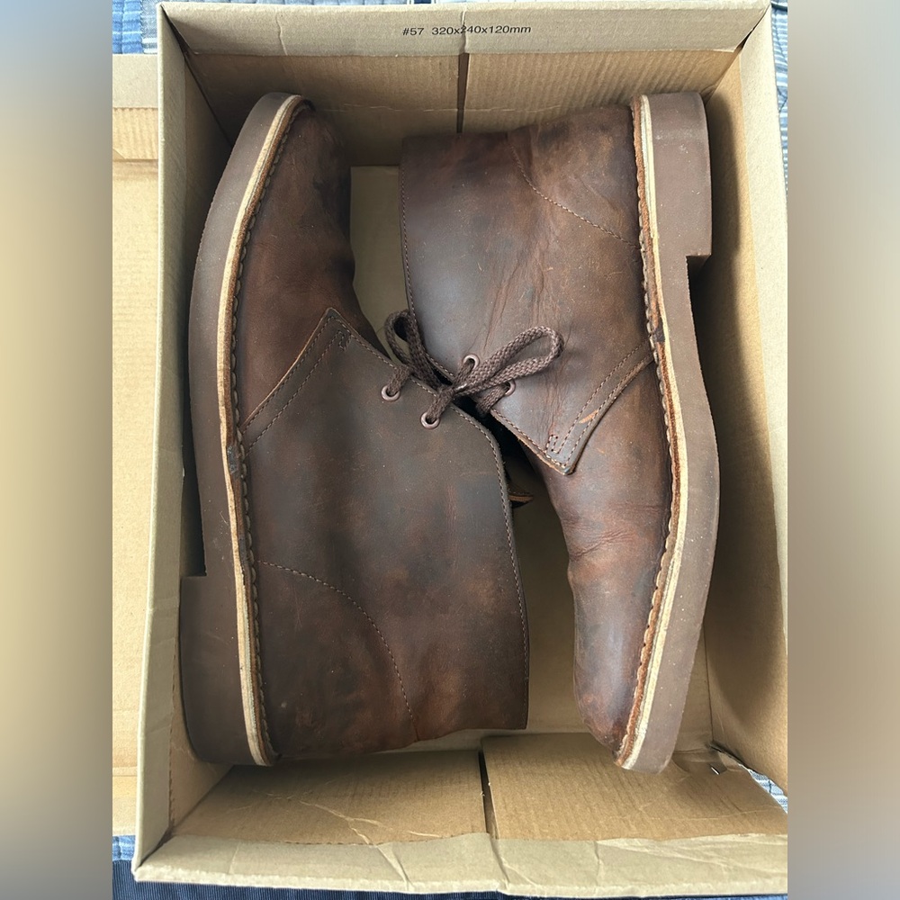 Clarks - Picture 3 of 6